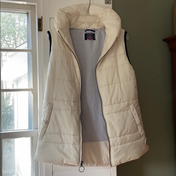 Helly Hansen Jackets & Blazers - Helly Hansen Puffer vest